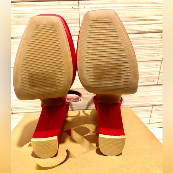 Pink satin glamorous rhinestone embellished platform heels women’s size 8 - Picture 6 of 6